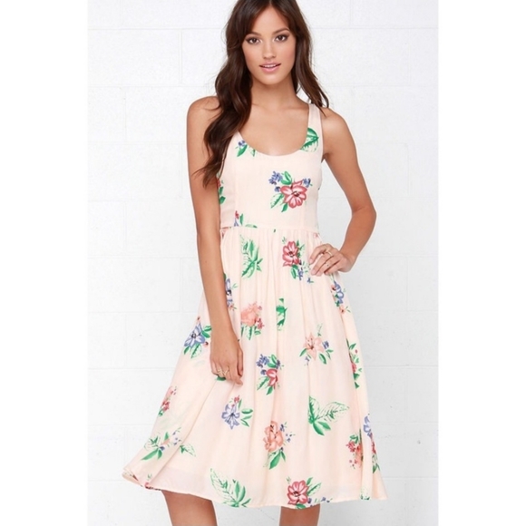 BB Dakota Haleen Peach Midi Dress - Picture 1 of 9